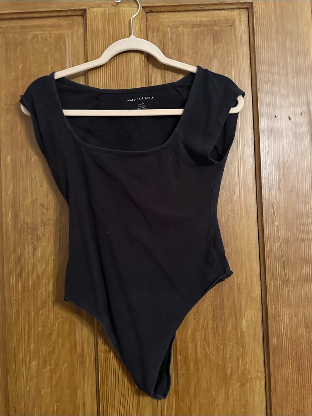 4/$20 💫 American Eagle Black Scoop Neck Short Sleeve Bodysuit Size M